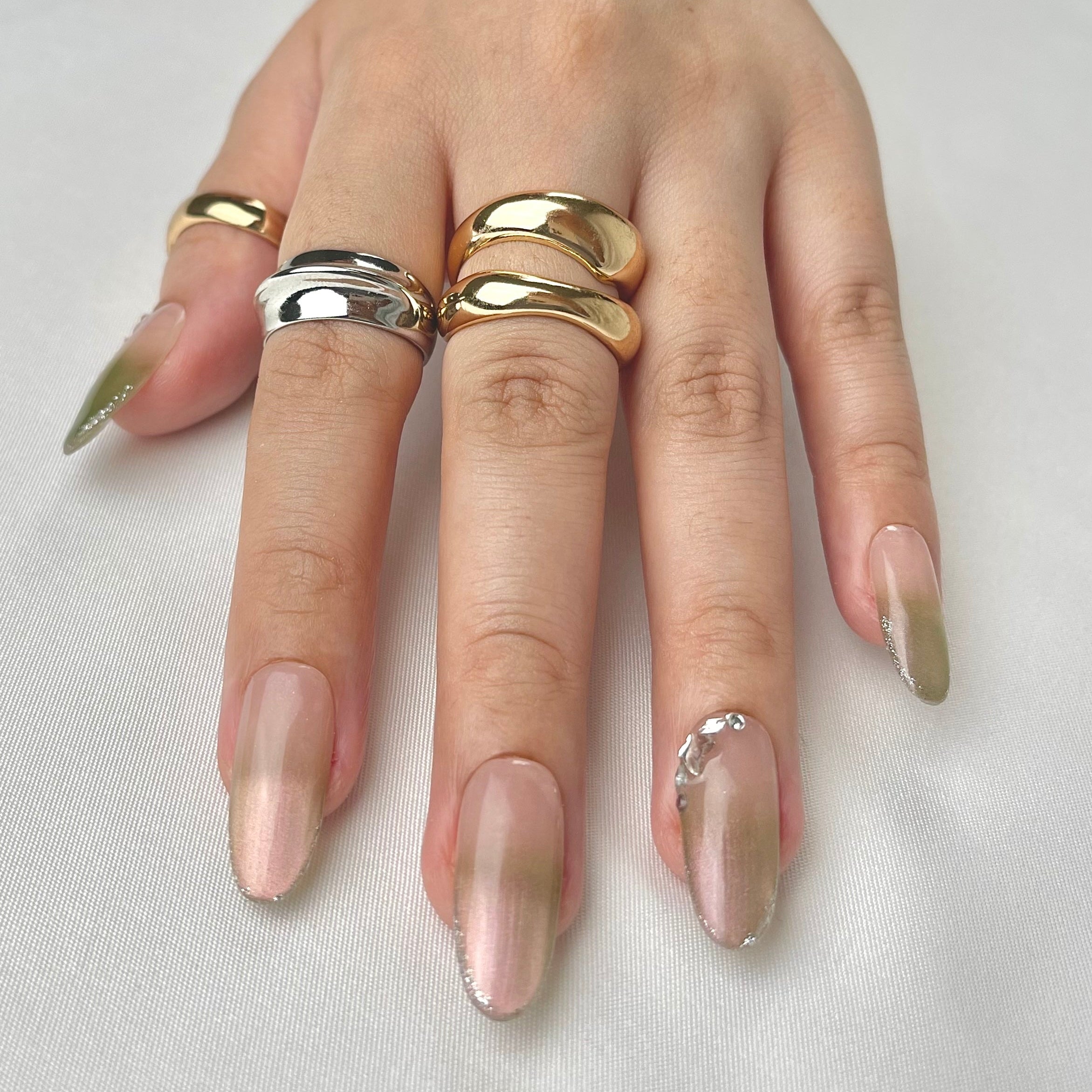 Olive Green press-on nails warm earthy gradient design — trendy luxury nail art — Ayna.B Dubai